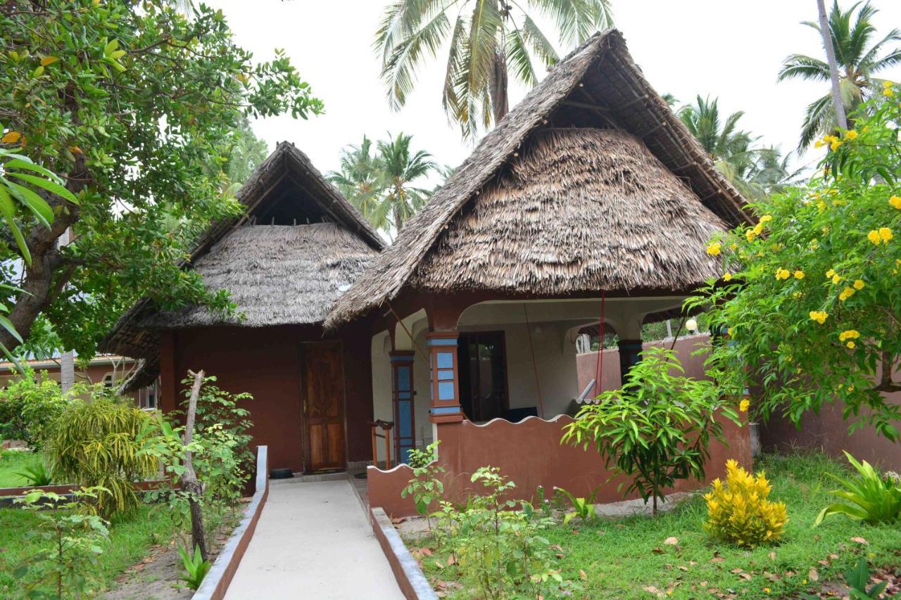 Meremeta Lodge Utende Exterior foto